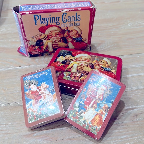 Vintage 1984 Santa Playing Cards In A Tin Box - Picture 1 of 13